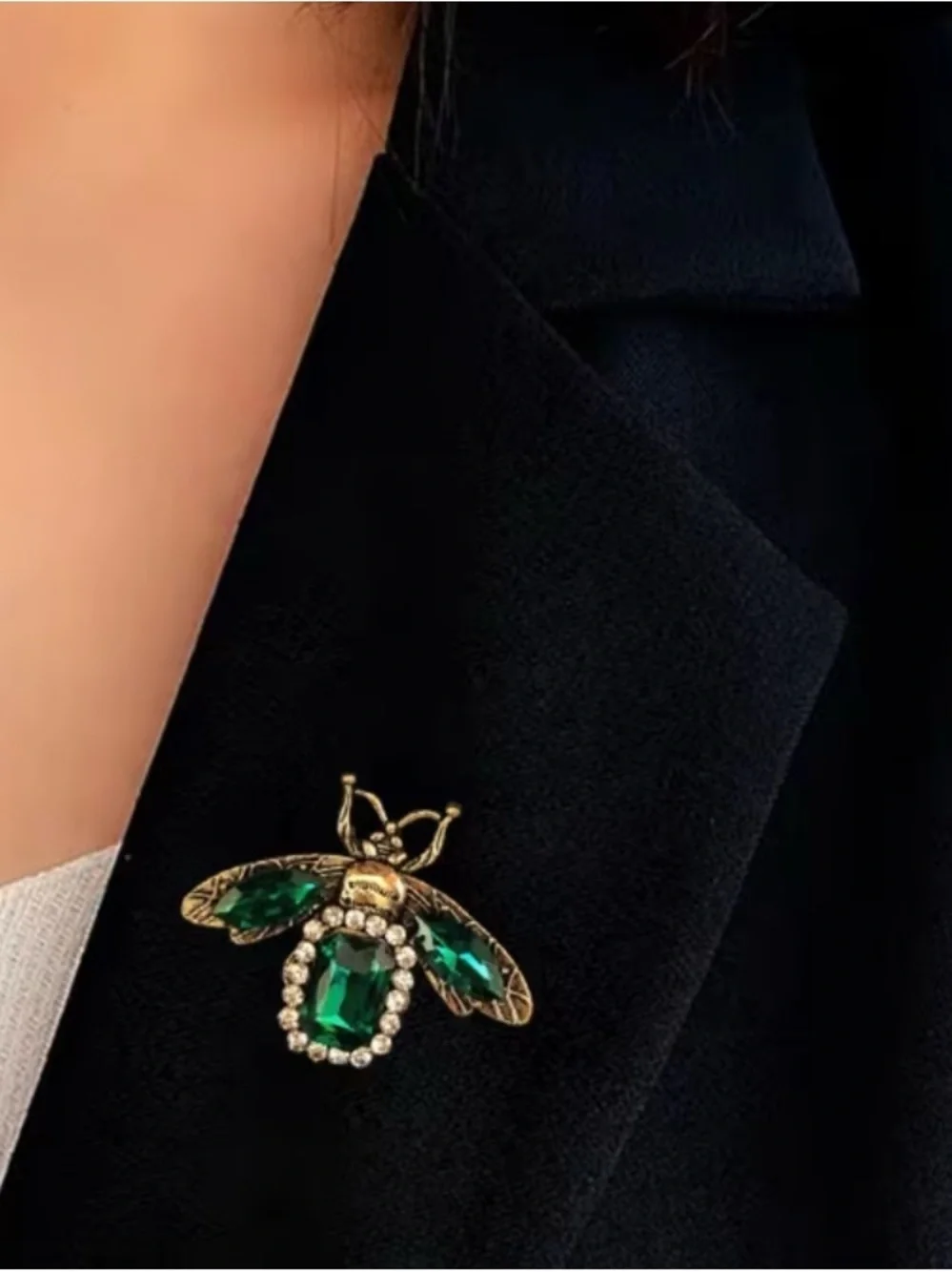 Baroque Style Emerald Gold and Green Bee Brooch Pin